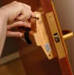 Locksmith Key Store Brooklyn, NY 718-489-9790 - new-locks-installation